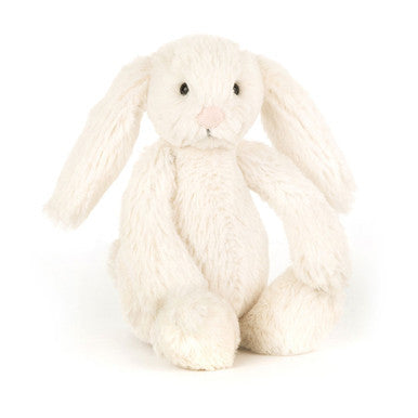 Bashful Cream Bunny [7BQW6]